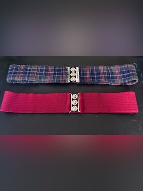 Women’s Elastic Snap Belt - Burgundy and Plaid